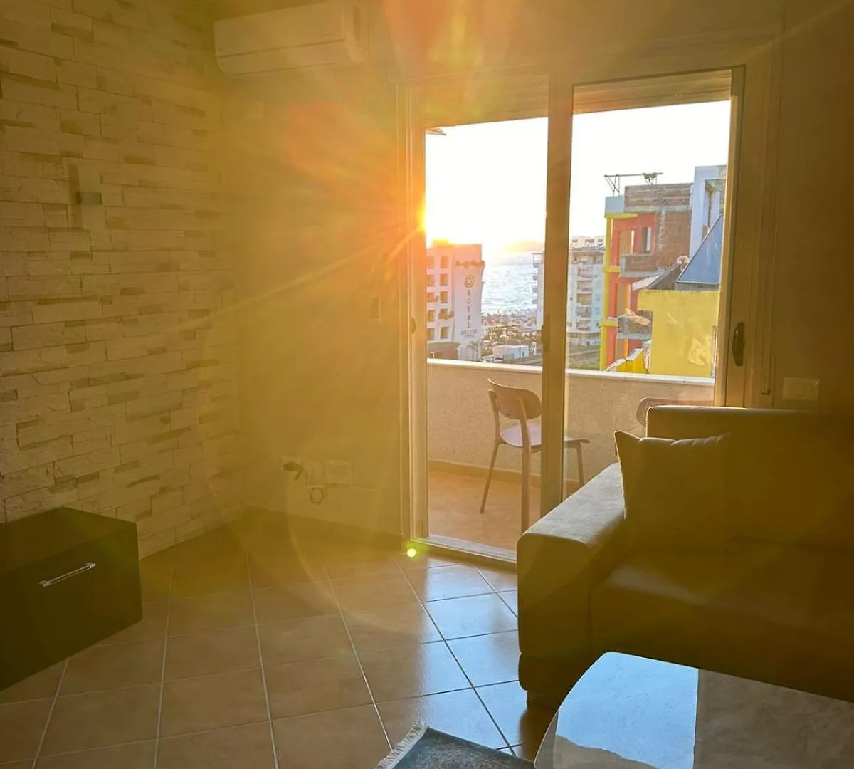 Dea Apartament Durres, Golem アパート ドゥラス